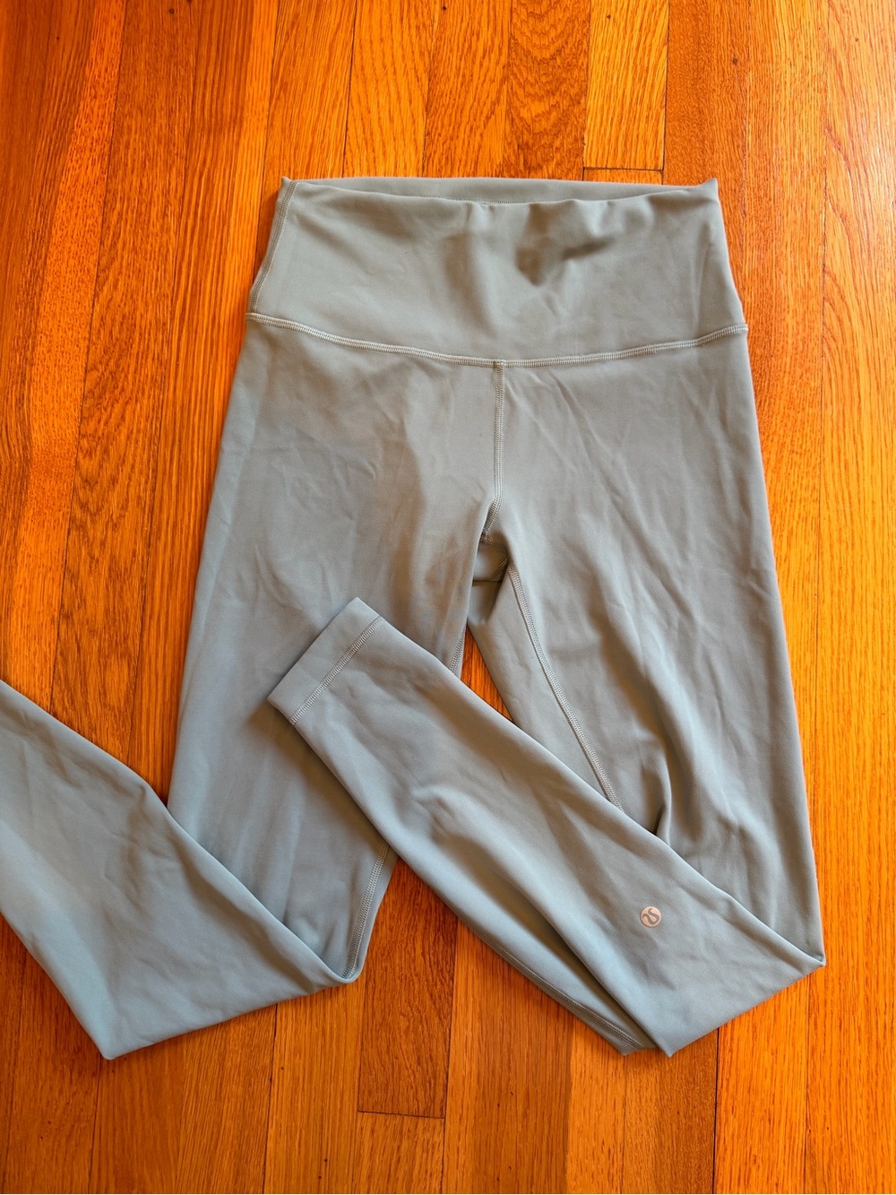 Lululemon Wonder train eucalyptus grey 28 inch leggings